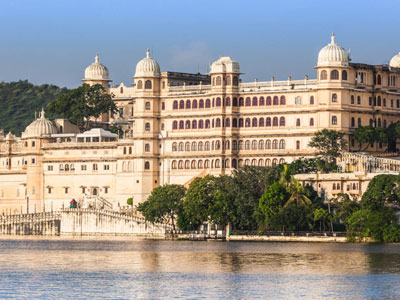 Car Rental in Udaipur